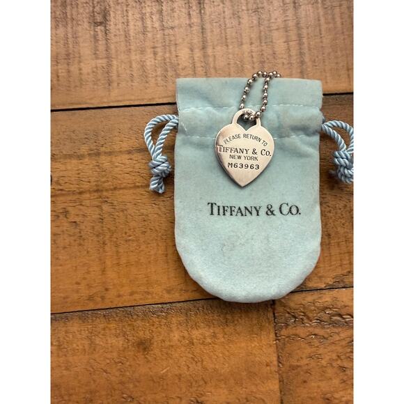 Tiffany & Co Return to Tiffany Large Heart Necklace 925 Silver Ball Chain 32 in - Picture 10 of 10